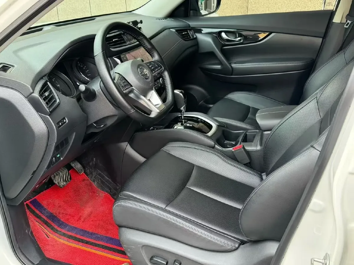 2023 Nissan X-Trail 2.0L 151HP L4 CVT,autocango,china used car exporter,china ev exporter,chinese used car exporter,chinese used ev exporter