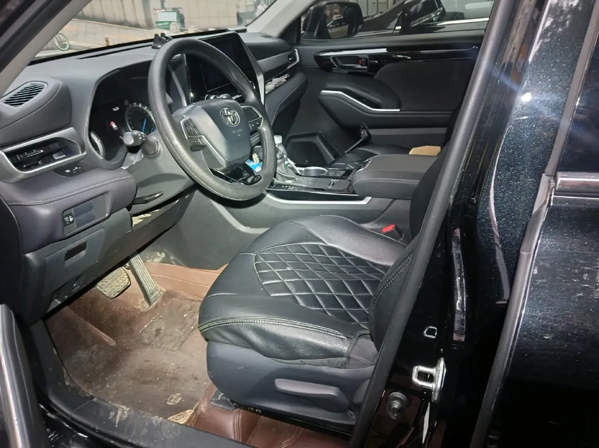 2022 Toyota Highlander 2.5L 192HP L4 E-CVT Hybrid,autocango,china used car exporter,china ev exporter,chinese used car exporter,chinese used ev exporter