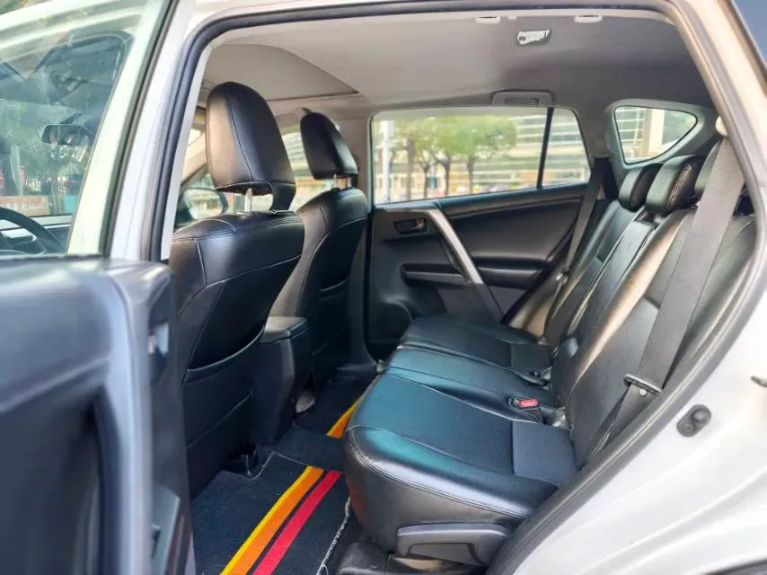 2019 Toyota Camry 2.0L 178HP L4 CVT,autocango,china used car exporter,china ev exporter,chinese used car exporter,chinese used ev exporter