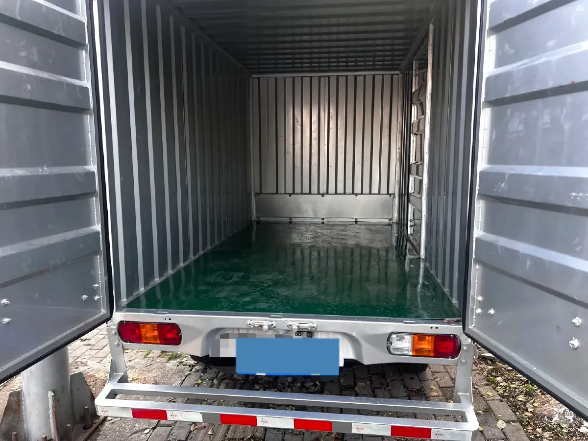 2023 WuLing RongGuang New Truck 1.5L 102HP L4 5MT,autocango,china used car exporter,china ev exporter,chinese used car exporter,chinese used ev exporter