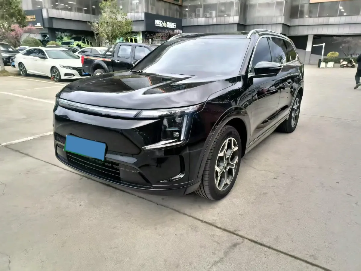 2025 Jetour X70 1.5T 156HP L4 6DCT,autocango,china used car exporter,china ev exporter,chinese used car exporter,chinese used ev exporter