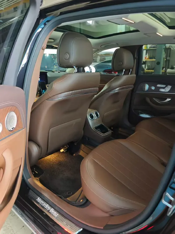 2022 Mercedes-Benz E Class 2.0T 258HP L4 9AT,autocango,china used car exporter,china ev exporter,chinese used car exporter,chinese used ev exporter