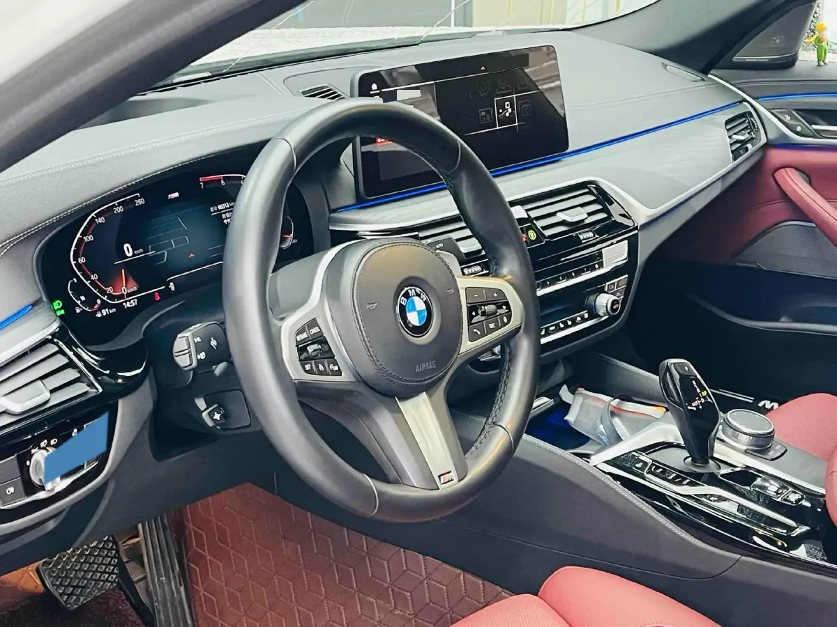 2021 BMW 5 Series 2.0T 184HP L4 8AT,autocango,china used car exporter,china ev exporter,chinese used car exporter,chinese used ev exporter