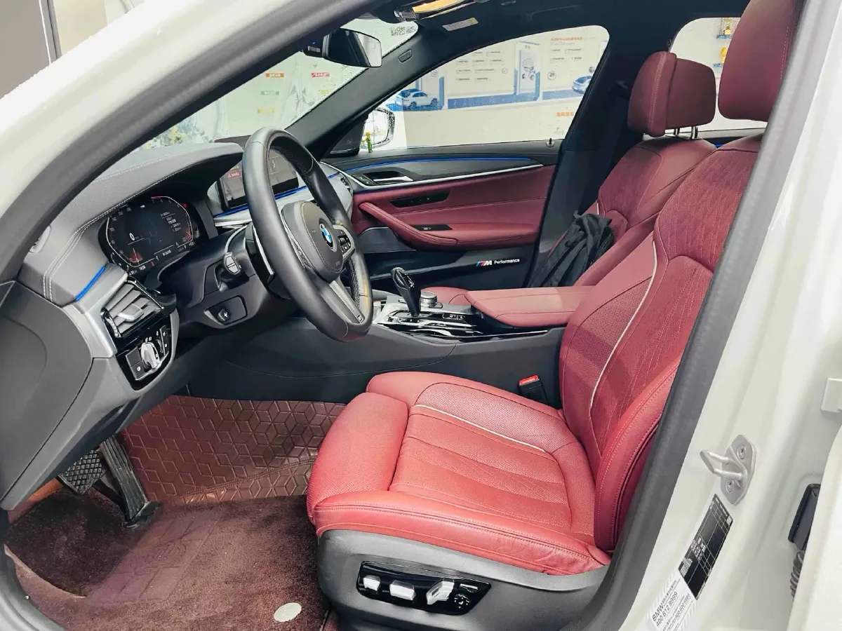 2021 BMW 5 Series 2.0T 184HP L4 8AT,autocango,china used car exporter,china ev exporter,chinese used car exporter,chinese used ev exporter