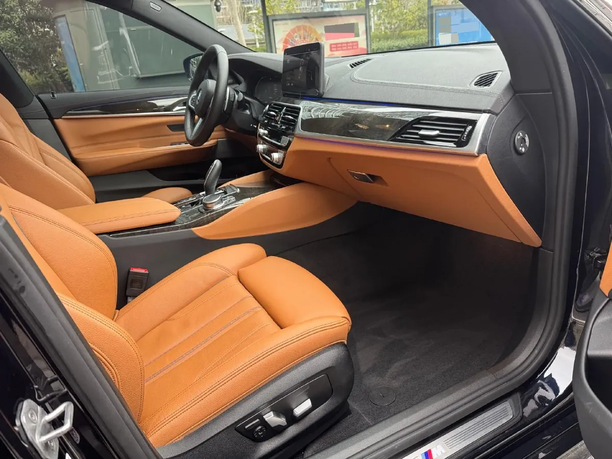 2021 BMW 6 Series GT 2.0T 258HP L4 8AT,autocango,china used car exporter,china ev exporter,chinese used car exporter,chinese used ev exporter