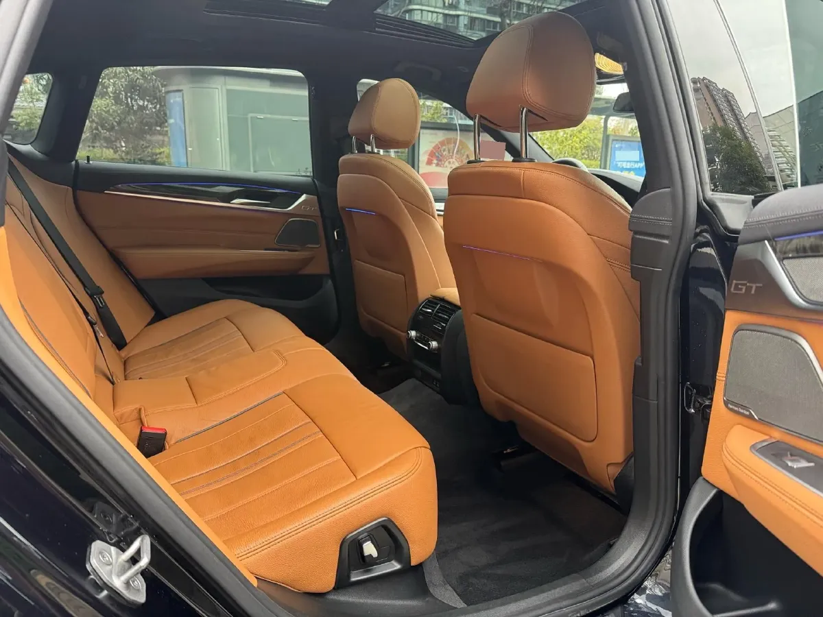 2021 BMW 6 Series GT 2.0T 258HP L4 8AT,autocango,china used car exporter,china ev exporter,chinese used car exporter,chinese used ev exporter