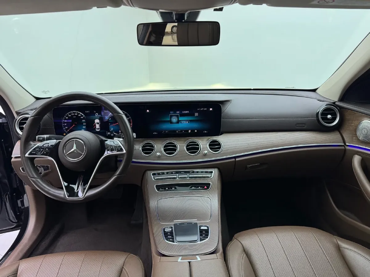 2021 Mercedes-Benz E Class 2.0T 258HP L4 9AT,autocango,china used car exporter,china ev exporter,chinese used car exporter,chinese used ev exporter