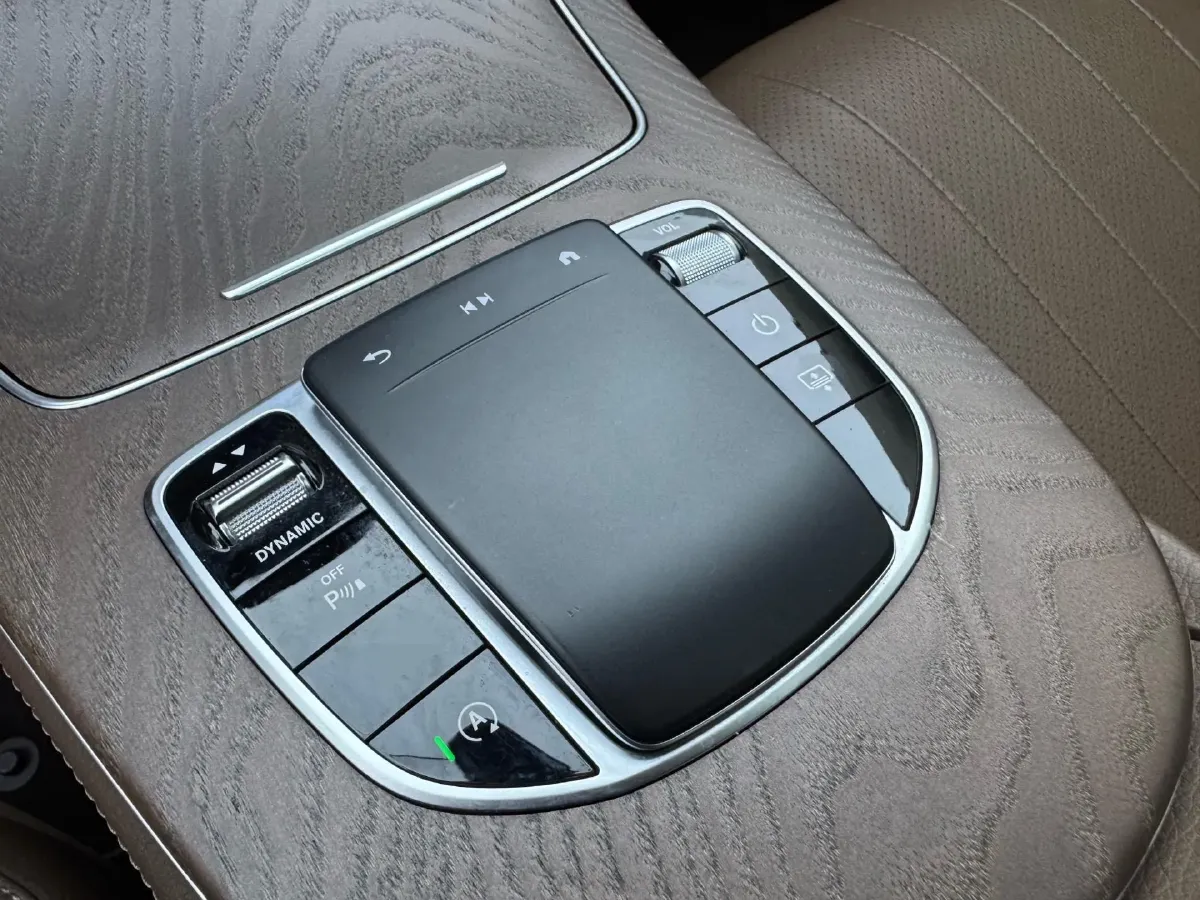 2021 Mercedes-Benz E Class 2.0T 258HP L4 9AT,autocango,china used car exporter,china ev exporter,chinese used car exporter,chinese used ev exporter