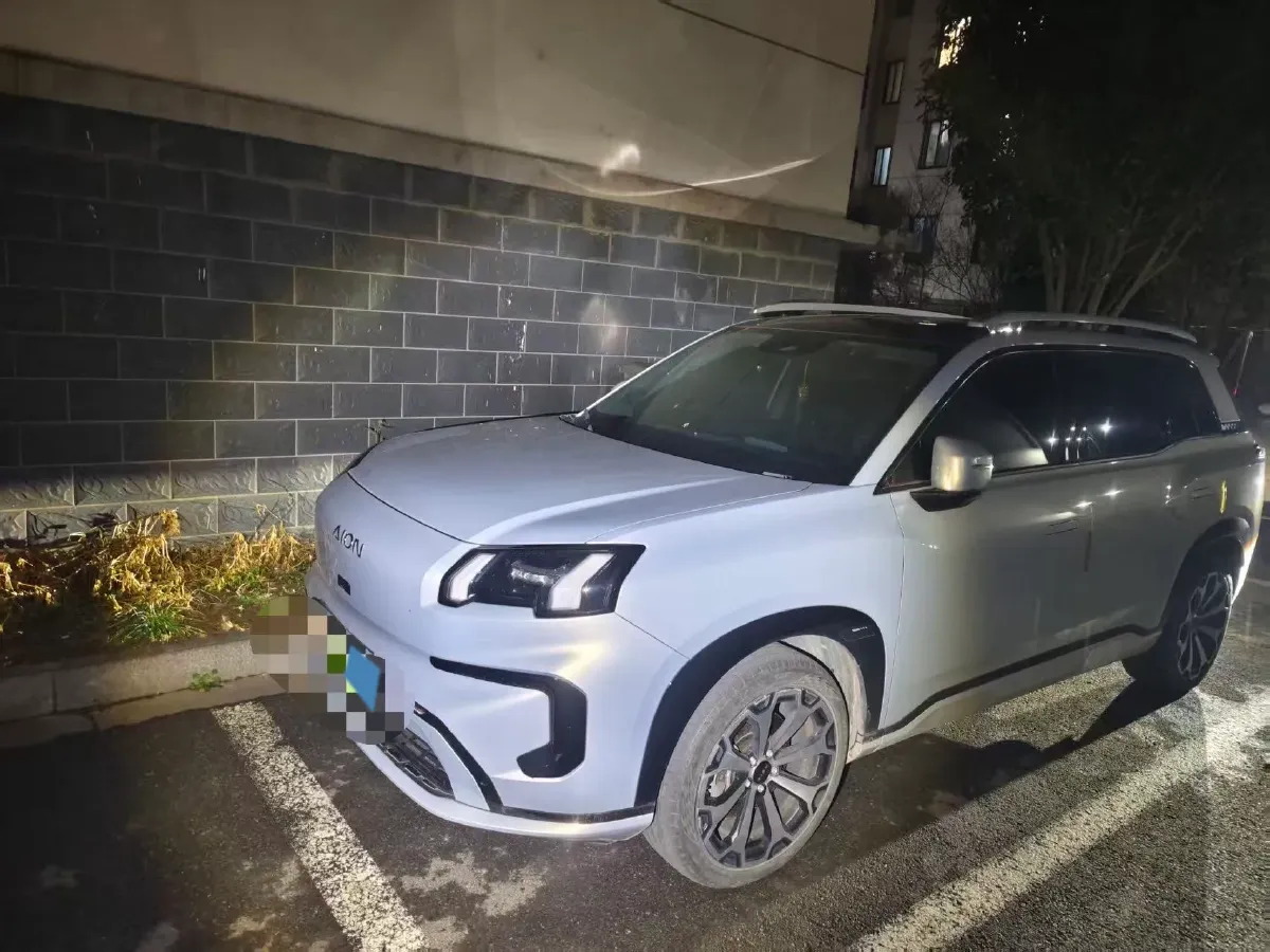 2024 ChangAn KuaYue KuaYueXing V5 EV BEV 41.86KWH,autocango,china used car exporter,china ev exporter,chinese used car exporter,chinese used ev exporter