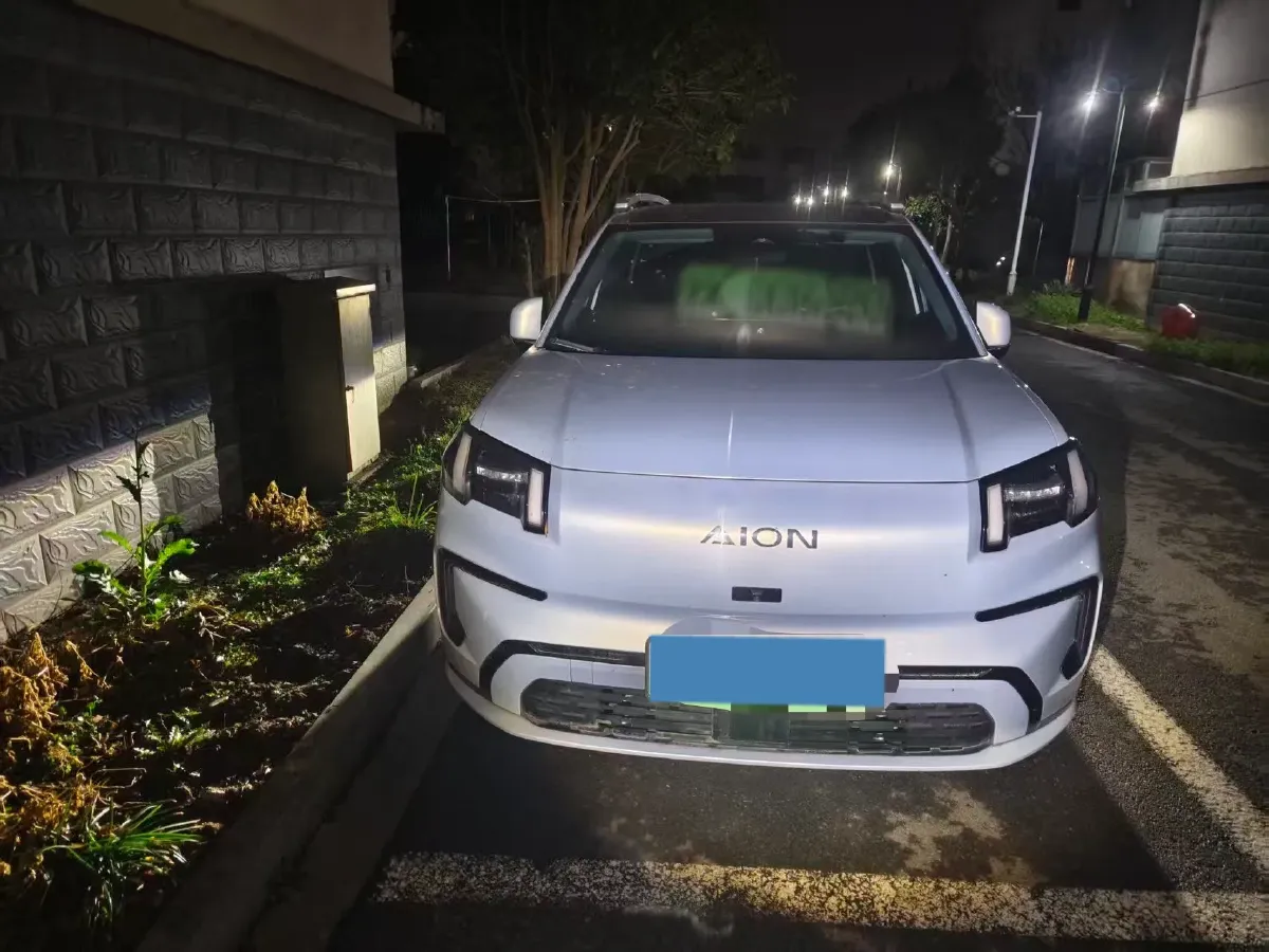 2024 ChangAn KuaYue KuaYueXing V5 EV BEV 41.86KWH,autocango,china used car exporter,china ev exporter,chinese used car exporter,chinese used ev exporter