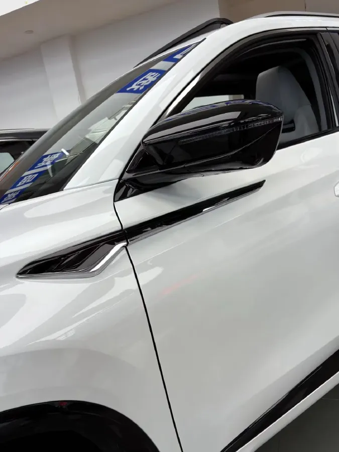 2026 ChangAn CS75 Plus 1.5T 192HP L4 8AT,autocango,china used car exporter,china ev exporter,chinese used car exporter,chinese used ev exporter