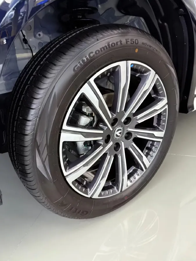 2026 ChangAn CS75 Plus 1.5T 192HP L4 8AT,autocango,china used car exporter,china ev exporter,chinese used car exporter,chinese used ev exporter