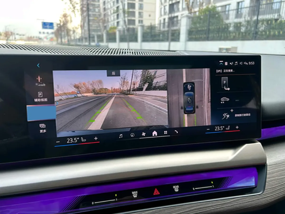 2024 BMW 5 Series 2.0T 258HP L4 8AT,autocango,china used car exporter,china ev exporter,chinese used car exporter,chinese used ev exporter