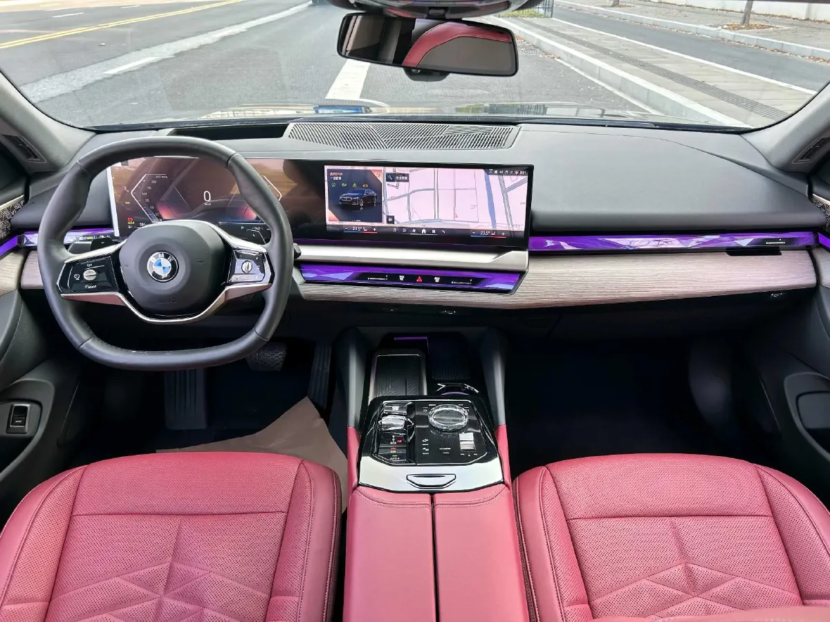 2024 BMW 5 Series 2.0T 258HP L4 8AT,autocango,china used car exporter,china ev exporter,chinese used car exporter,chinese used ev exporter