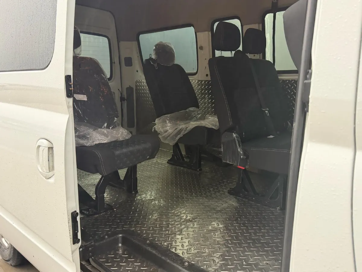 2023 MAXUS Interstellar 2.0T 163HP L4 6MT,autocango,china used car exporter,china ev exporter,chinese used car exporter,chinese used ev exporter