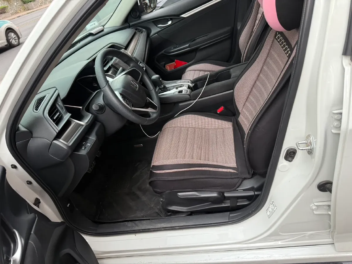 2019 Honda Civic 1.5T 177HP L4 CVT,autocango,china used car exporter,china ev exporter,chinese used car exporter,chinese used ev exporter