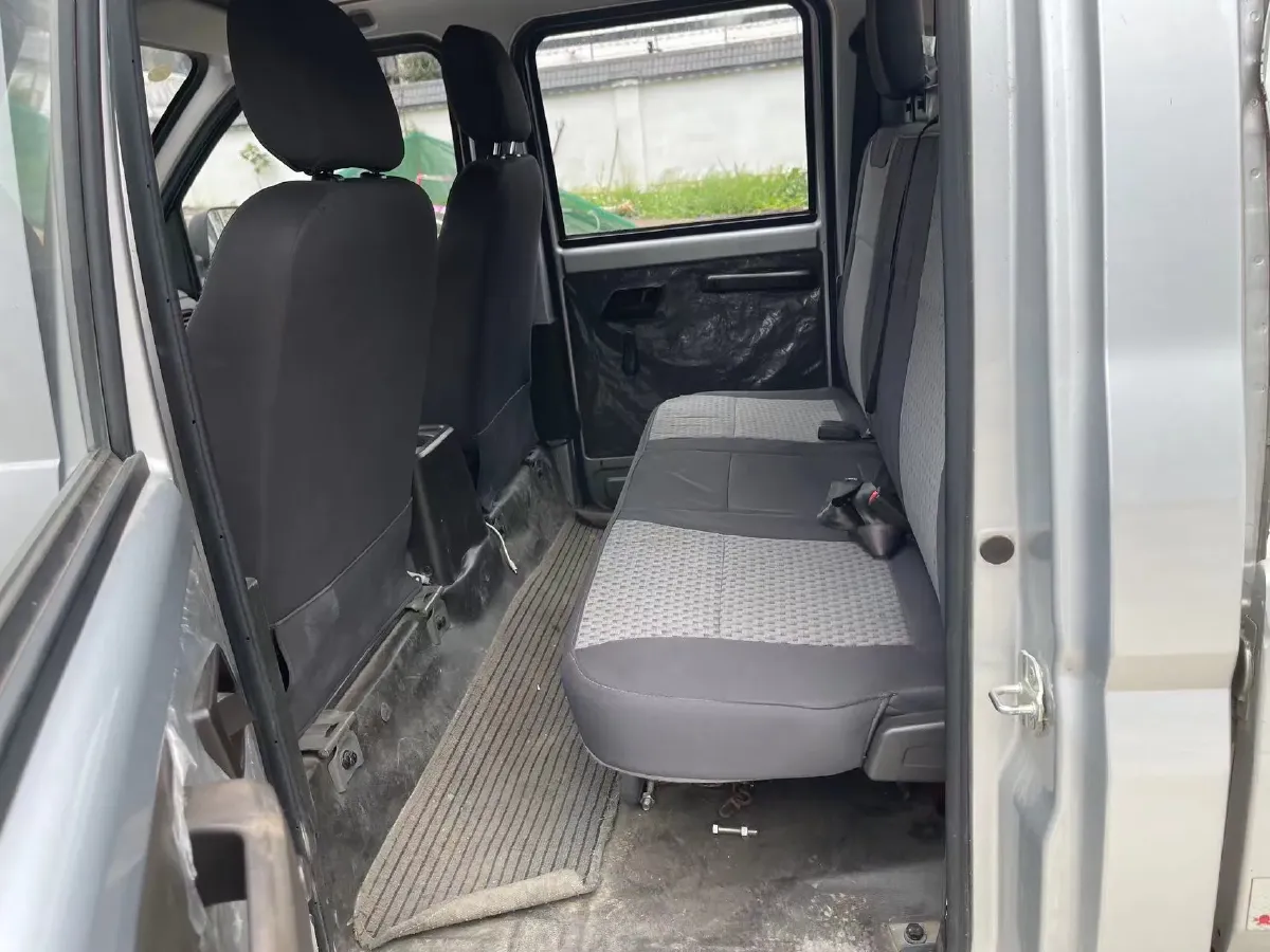 2019 WuLing RongGuang New Truck 1.5L 107HP L4 5MT,autocango,china used car exporter,china ev exporter,chinese used car exporter,chinese used ev exporter