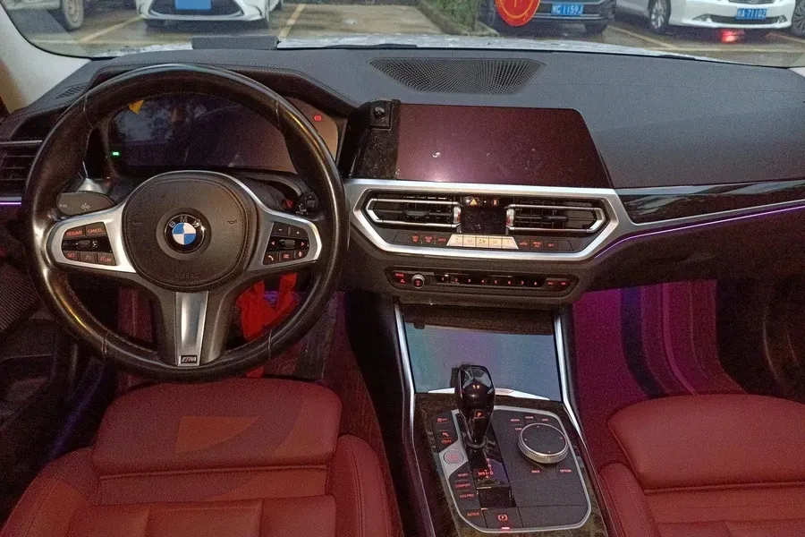 2021 BMW 3 Series 2.0T 184HP L4 8AT,autocango,china used car exporter,china ev exporter,chinese used car exporter,chinese used ev exporter