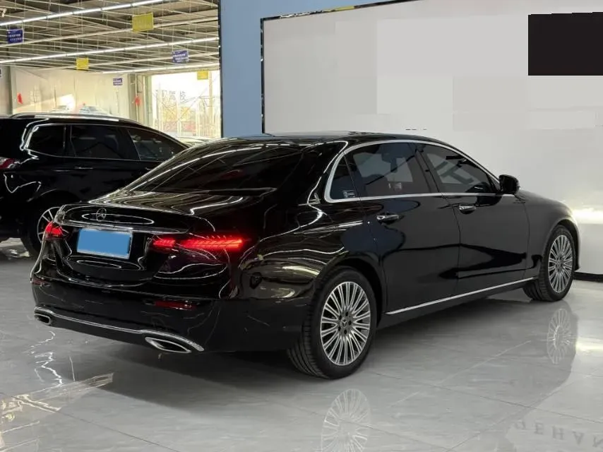 2023 Mercedes-Benz E Class 2.0T 258HP L4 9AT,autocango,china used car exporter,china ev exporter,chinese used car exporter,chinese used ev exporter
