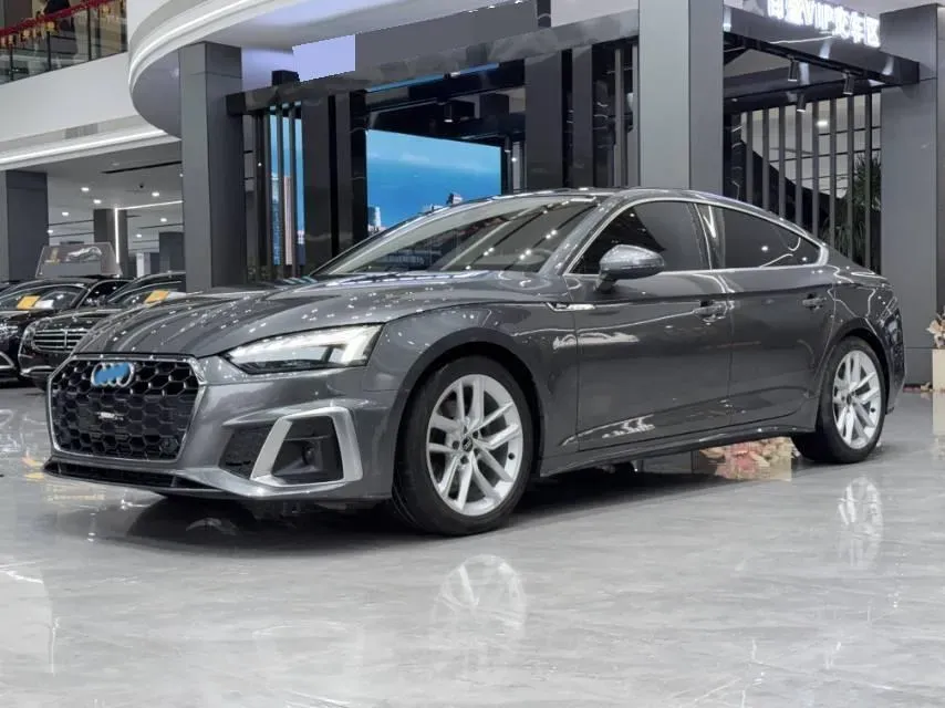2021 Audi A5 2.0T 204HP L4 7DCT,autocango,china used car exporter,china ev exporter,chinese used car exporter,chinese used ev exporter