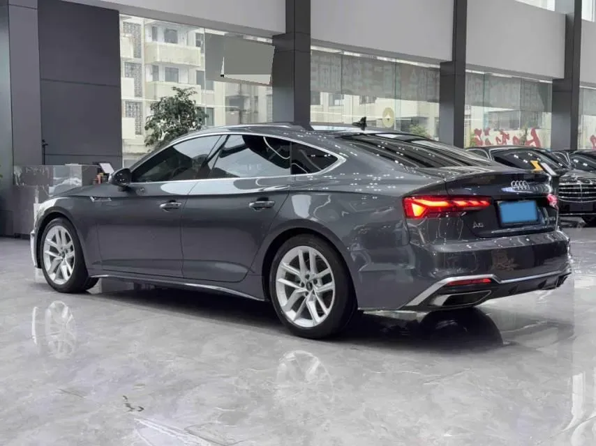 2021 Audi A5 2.0T 204HP L4 7DCT,autocango,china used car exporter,china ev exporter,chinese used car exporter,chinese used ev exporter