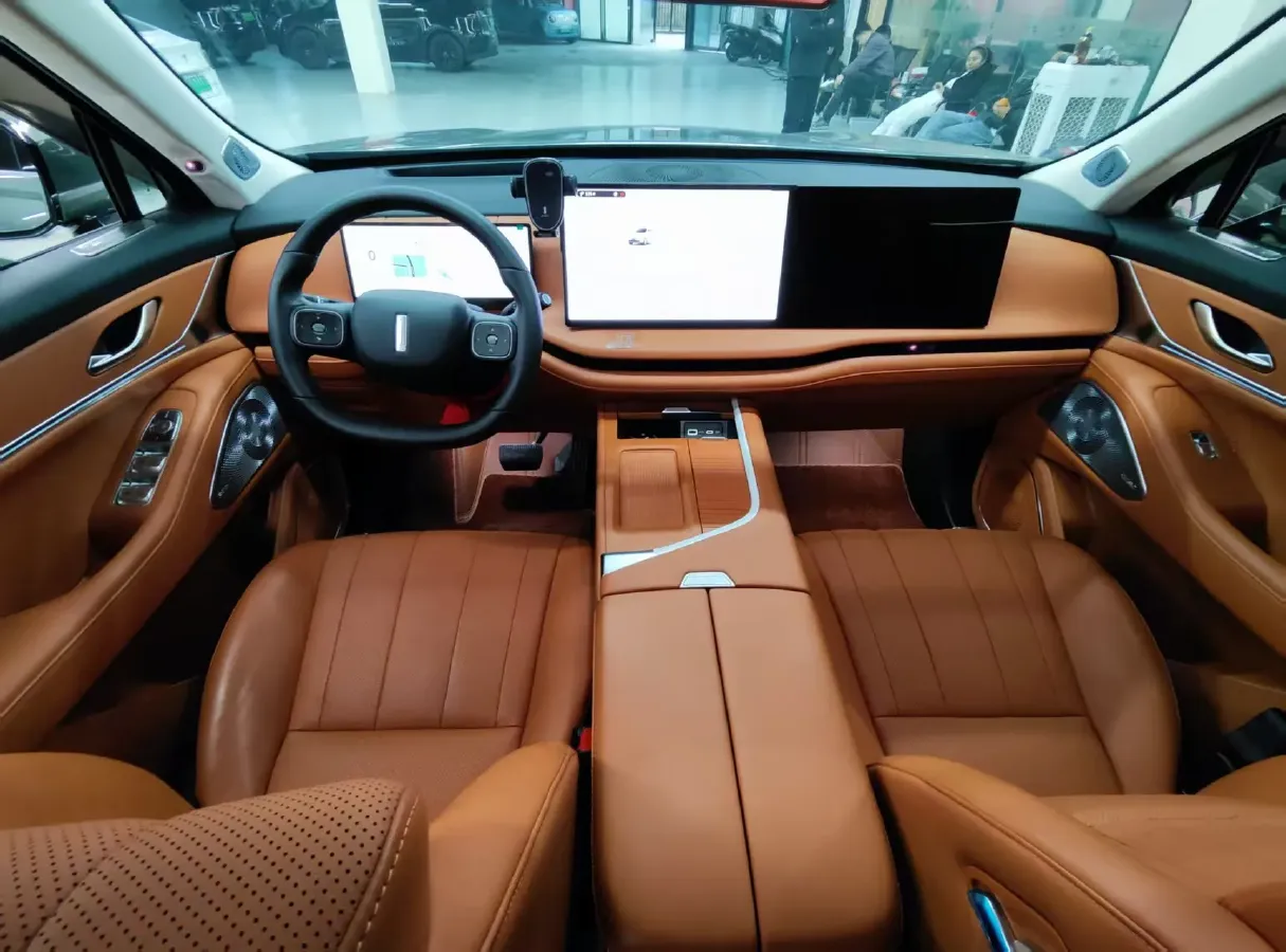 2025 WEY BlueMountain 1.5T 170HP L4 4DHT PHEV 44.5KWH,autocango,china used car exporter,china ev exporter,chinese used car exporter,chinese used ev exporter