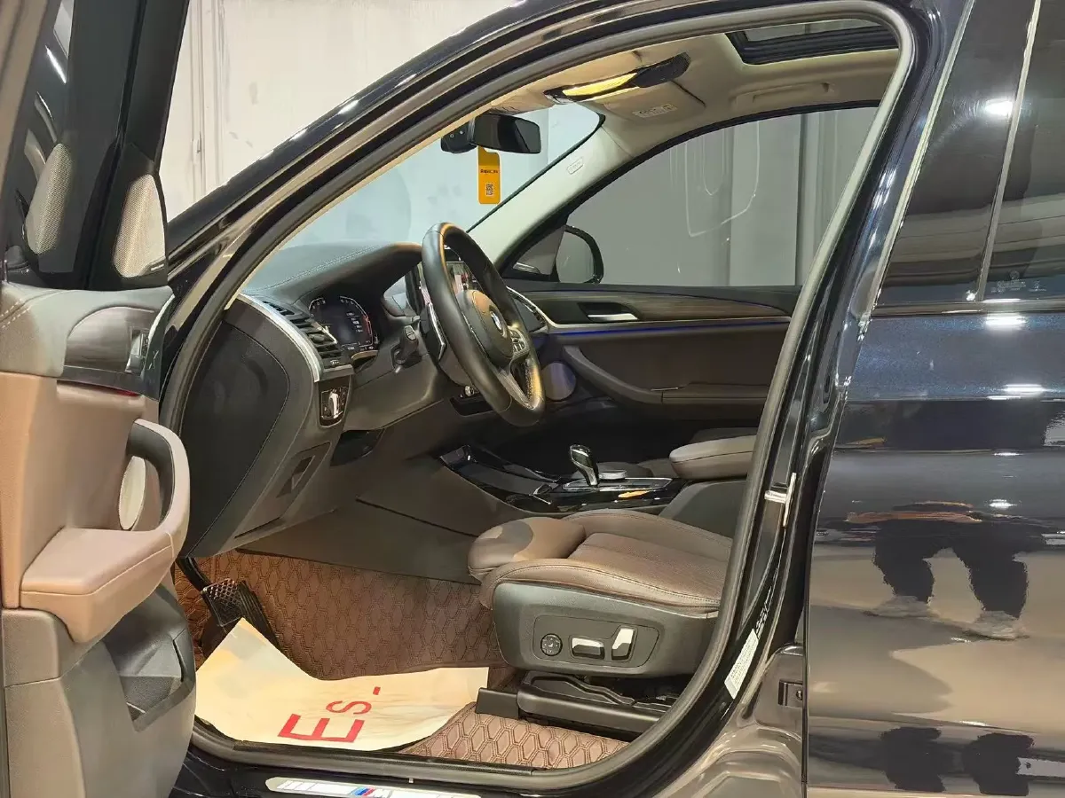 2023 BMW X3 2.0T 245HP L4 8AT,autocango,china used car exporter,china ev exporter,chinese used car exporter,chinese used ev exporter