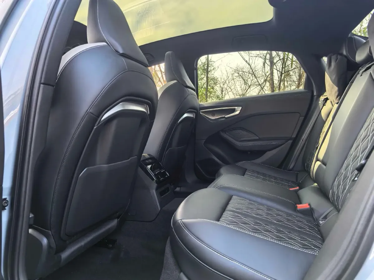 2026 Audi A5L 2.0T 204HP L4 7DCT,autocango,china used car exporter,china ev exporter,chinese used car exporter,chinese used ev exporter