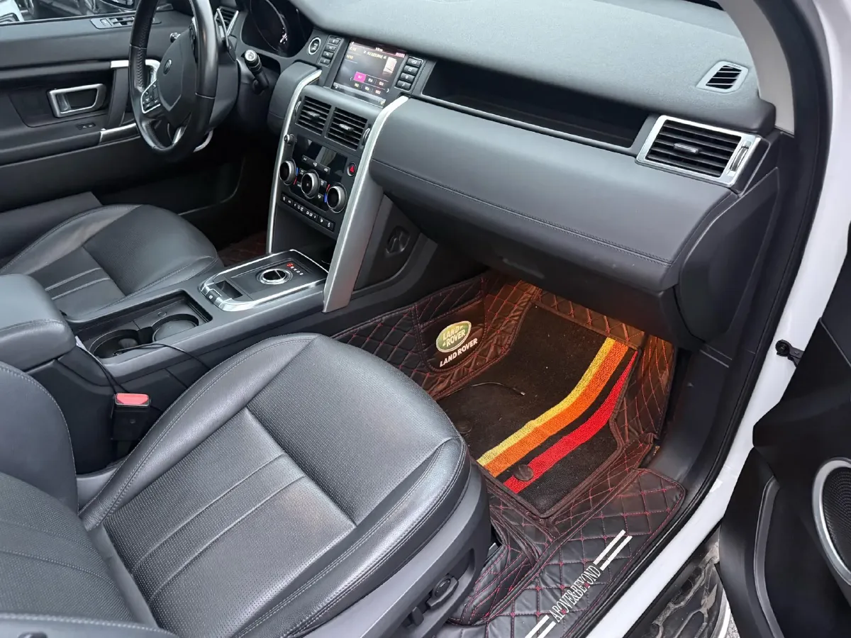 2018 Land Rover Discovery Sport 2.0T 241HP L4 9AT,autocango,china used car exporter,china ev exporter,chinese used car exporter,chinese used ev exporter