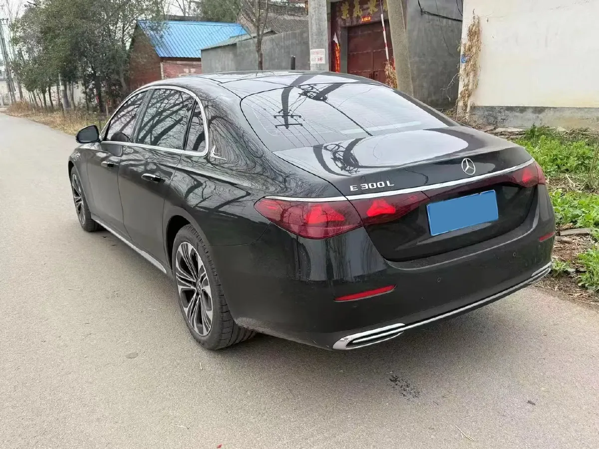 2025 Mercedes-Benz E Class 2.0T 258HP L4 9AT,autocango,china used car exporter,china ev exporter,chinese used car exporter,chinese used ev exporter