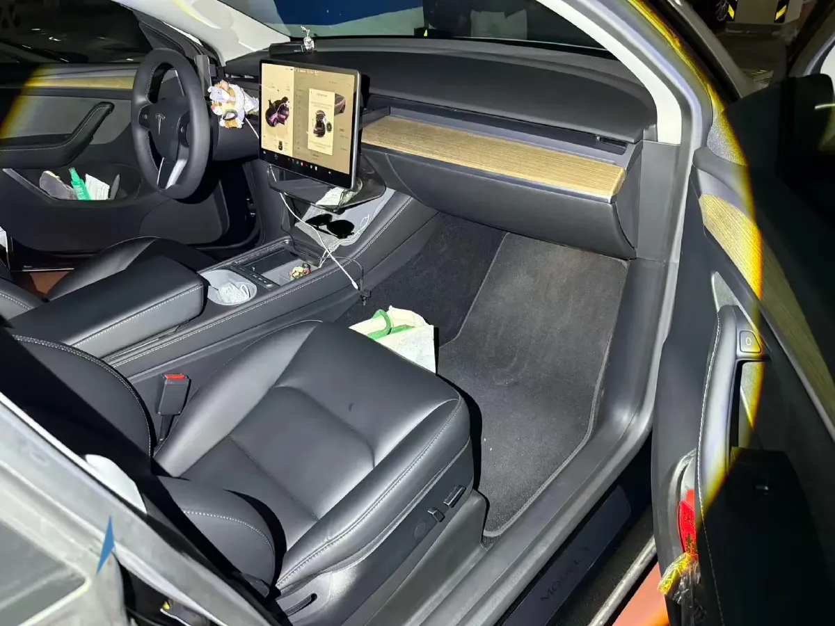 2022 Tesla Model Y BEV 60KWH,autocango,china used car exporter,china ev exporter,chinese used car exporter,chinese used ev exporter