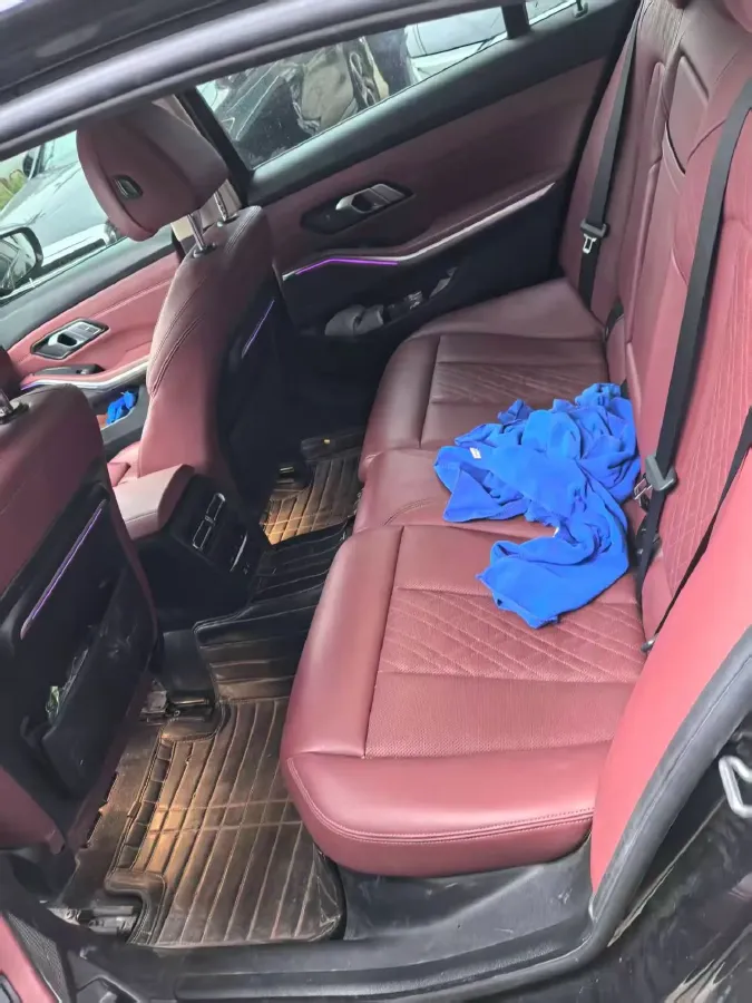 2022 BMW 3 Series 2.0T 184HP L4 8AT,autocango,china used car exporter,china ev exporter,chinese used car exporter,chinese used ev exporter