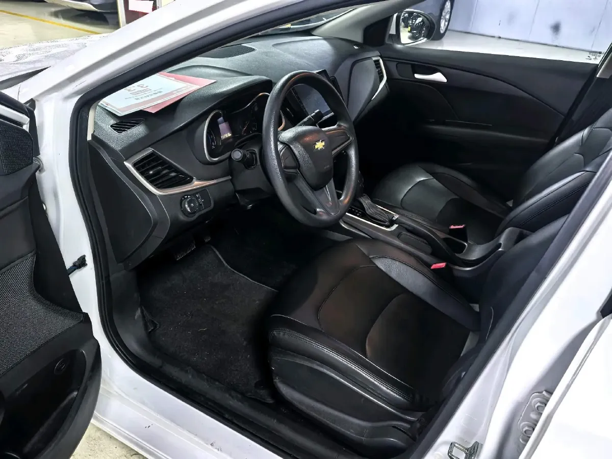 2016 Chevrolet Cavalier 1.5L 113HP L4 6AT,autocango,china used car exporter,china ev exporter,chinese used car exporter,chinese used ev exporter