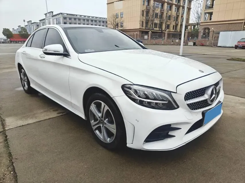 2021 Mercedes-Benz C Class 1.5T 184HP L4 9AT,autocango,china used car exporter,china ev exporter,chinese used car exporter,chinese used ev exporter