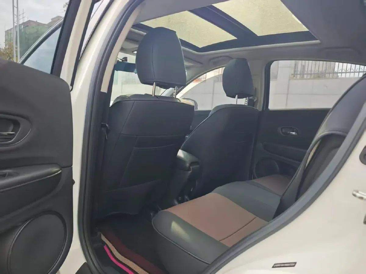 2022 Honda Vezel 1.5L 131HP L4 CVT,autocango,china used car exporter,china ev exporter,chinese used car exporter,chinese used ev exporter