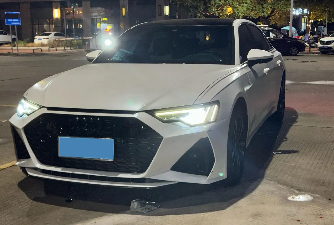 2022 Audi A6L 2.0T 190HP L4 7DCT,autocango,china used car exporter,china ev exporter,chinese used car exporter,chinese used ev exporter