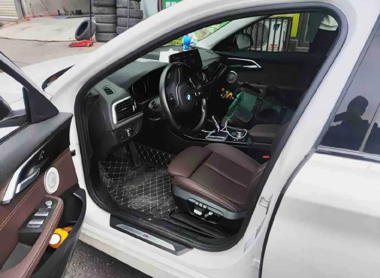 2023 BMW 1 Series 1.5T 136HP L3 7DCT,autocango,china used car exporter,china ev exporter,chinese used car exporter,chinese used ev exporter