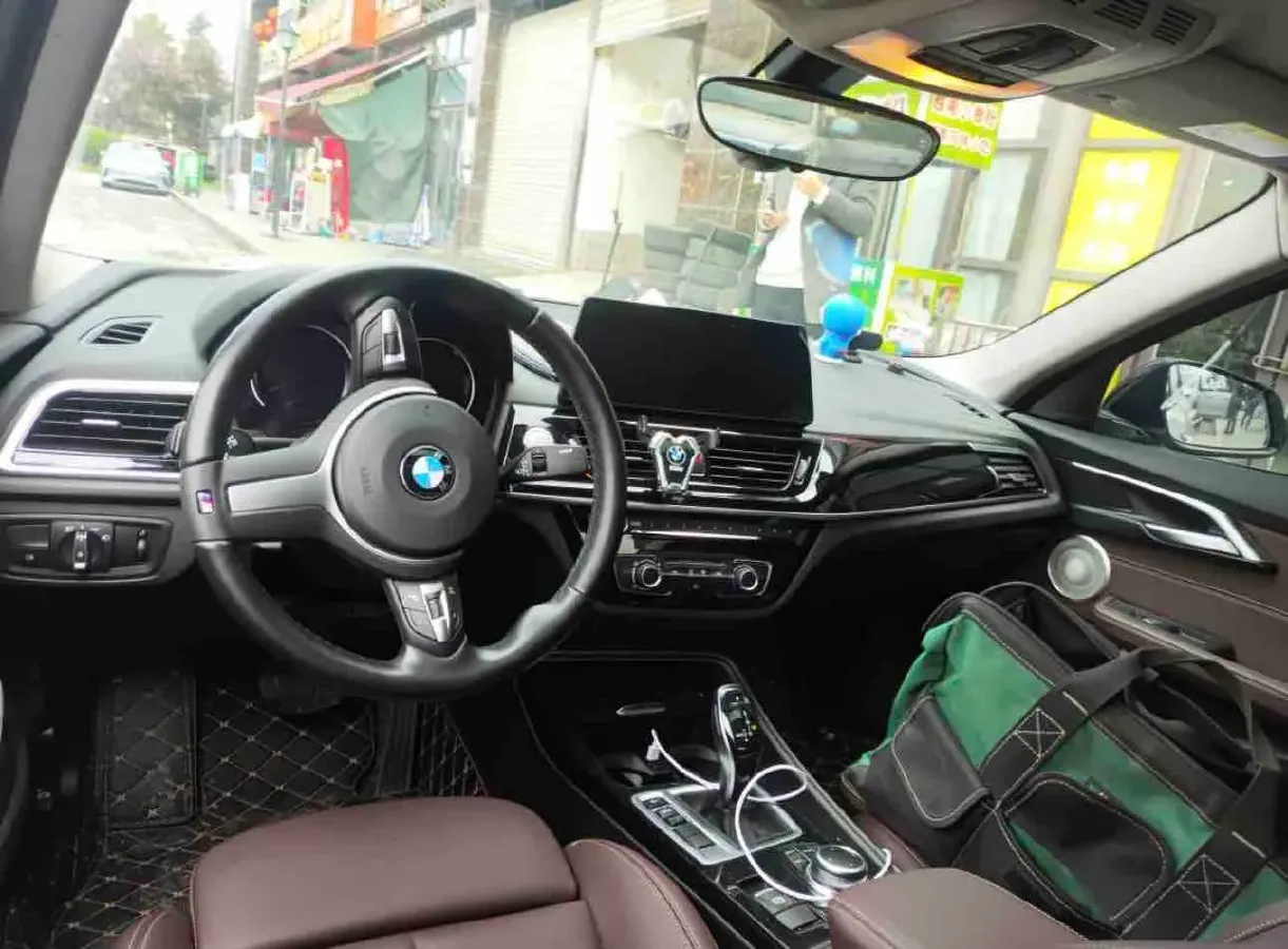 2023 BMW 1 Series 1.5T 136HP L3 7DCT,autocango,china used car exporter,china ev exporter,chinese used car exporter,chinese used ev exporter