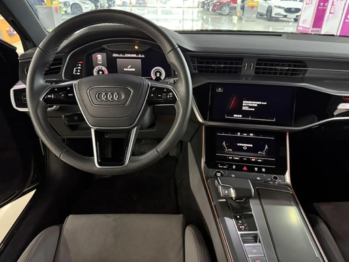 2023 Audi A6L 2.0T 190HP L4 7DCT,autocango,china used car exporter,china ev exporter,chinese used car exporter,chinese used ev exporter