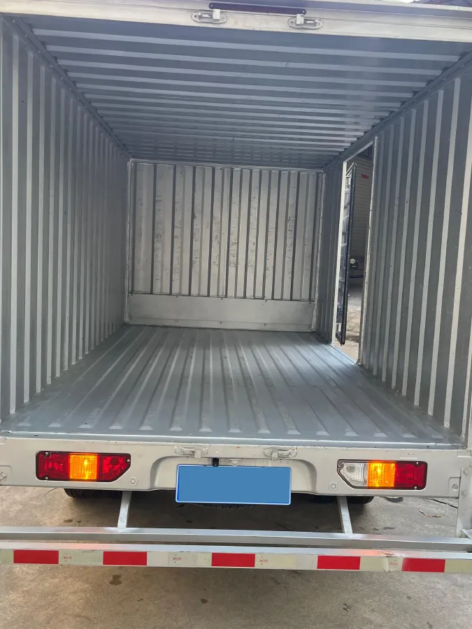 2023 WuLing RongGuang New Truck 2.0L 136HP L4 5MT,autocango,china used car exporter,china ev exporter,chinese used car exporter,chinese used ev exporter