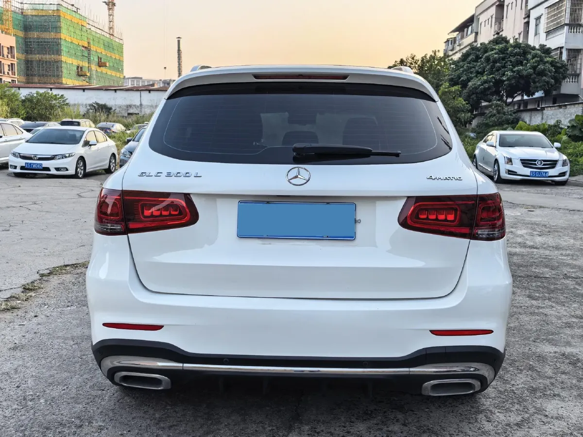 2020 Mercedes-Benz GLC Class 2.0T 258HP L4 9AT,autocango,china used car exporter,china ev exporter,chinese used car exporter,chinese used ev exporter