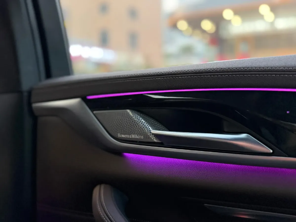 2022 BMW 5 Series 2.0T 184HP L4 8AT,autocango,china used car exporter,china ev exporter,chinese used car exporter,chinese used ev exporter