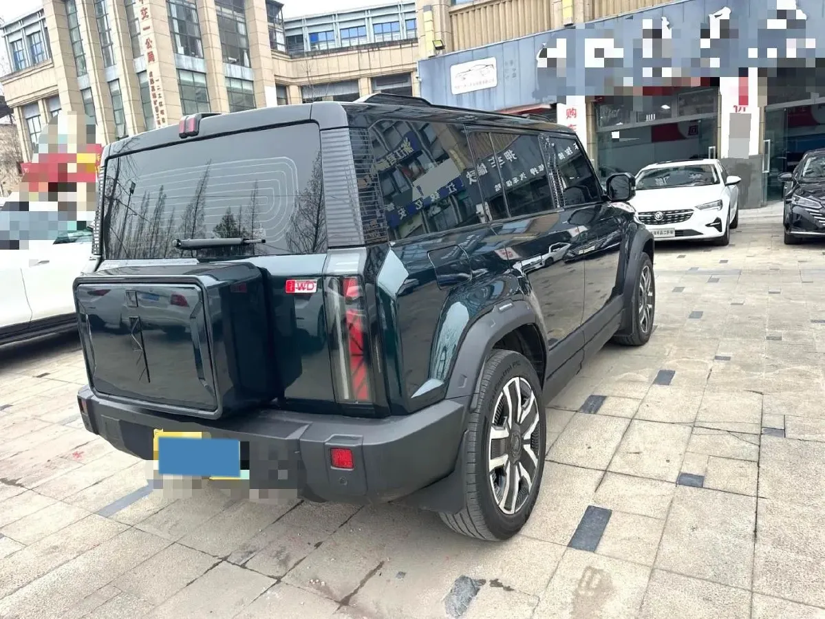 2024 Dongfeng RuiQi 7 2.0T 228HP L4 8AT,autocango,china used car exporter,china ev exporter,chinese used car exporter,chinese used ev exporter