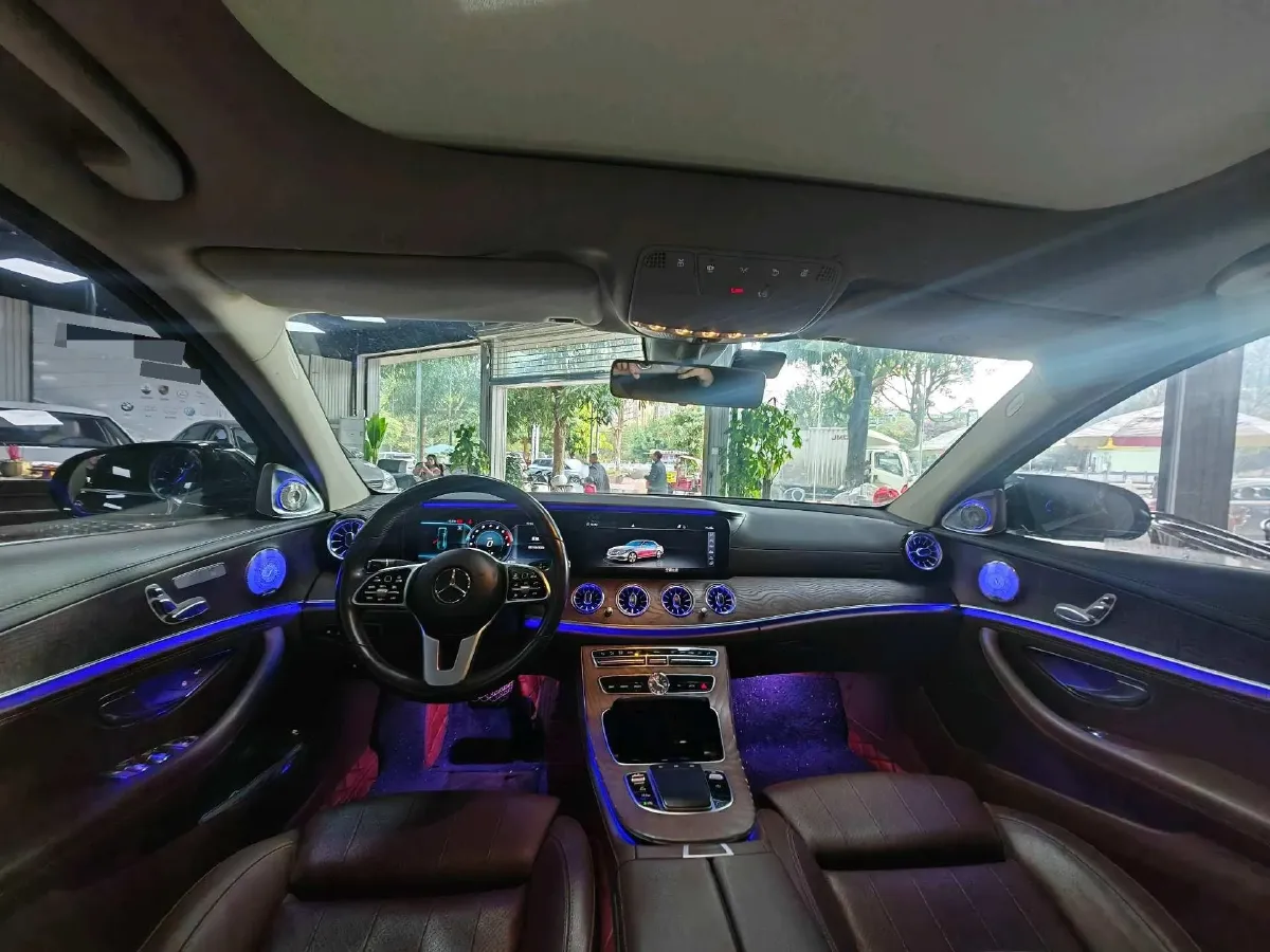 2020 Mercedes-Benz E Class 1.5T 184HP L4 9AT,autocango,china used car exporter,china ev exporter,chinese used car exporter,chinese used ev exporter