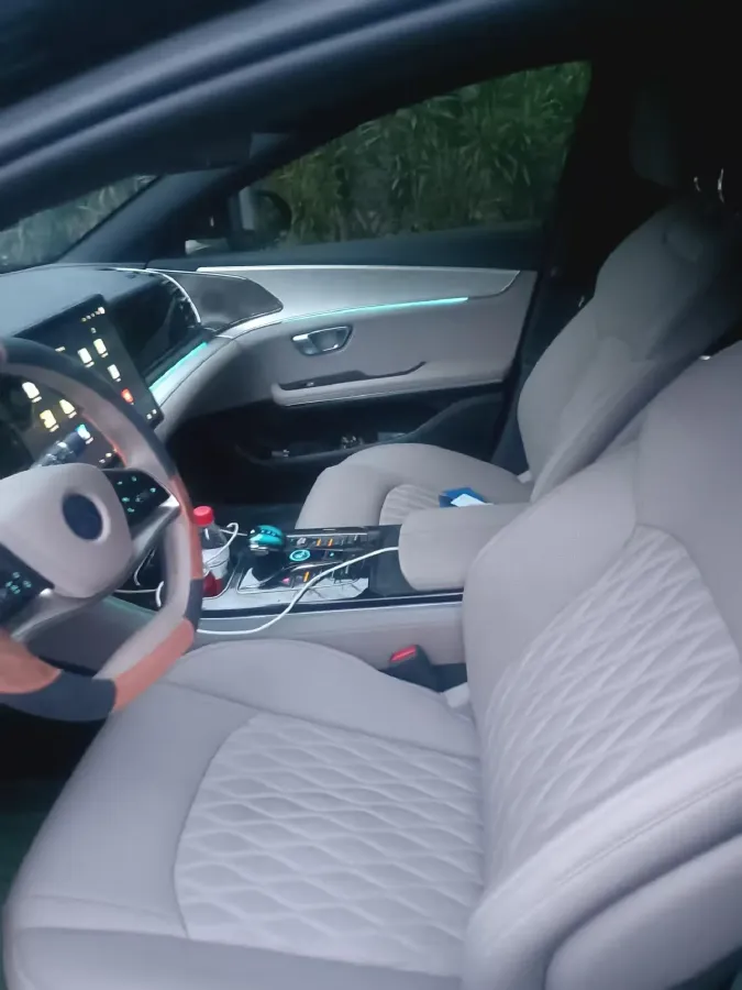 2025 BYD Han BEV 72KWH,autocango,china used car exporter,china ev exporter,chinese used car exporter,chinese used ev exporter