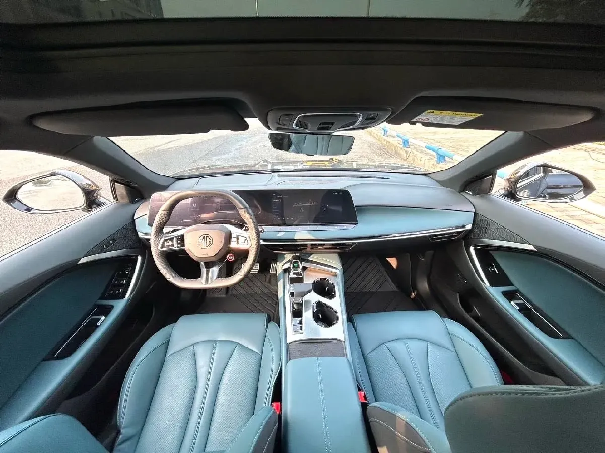 2023 MG 7 2.0T 261HP L4 9AT,autocango,china used car exporter,china ev exporter,chinese used car exporter,chinese used ev exporter