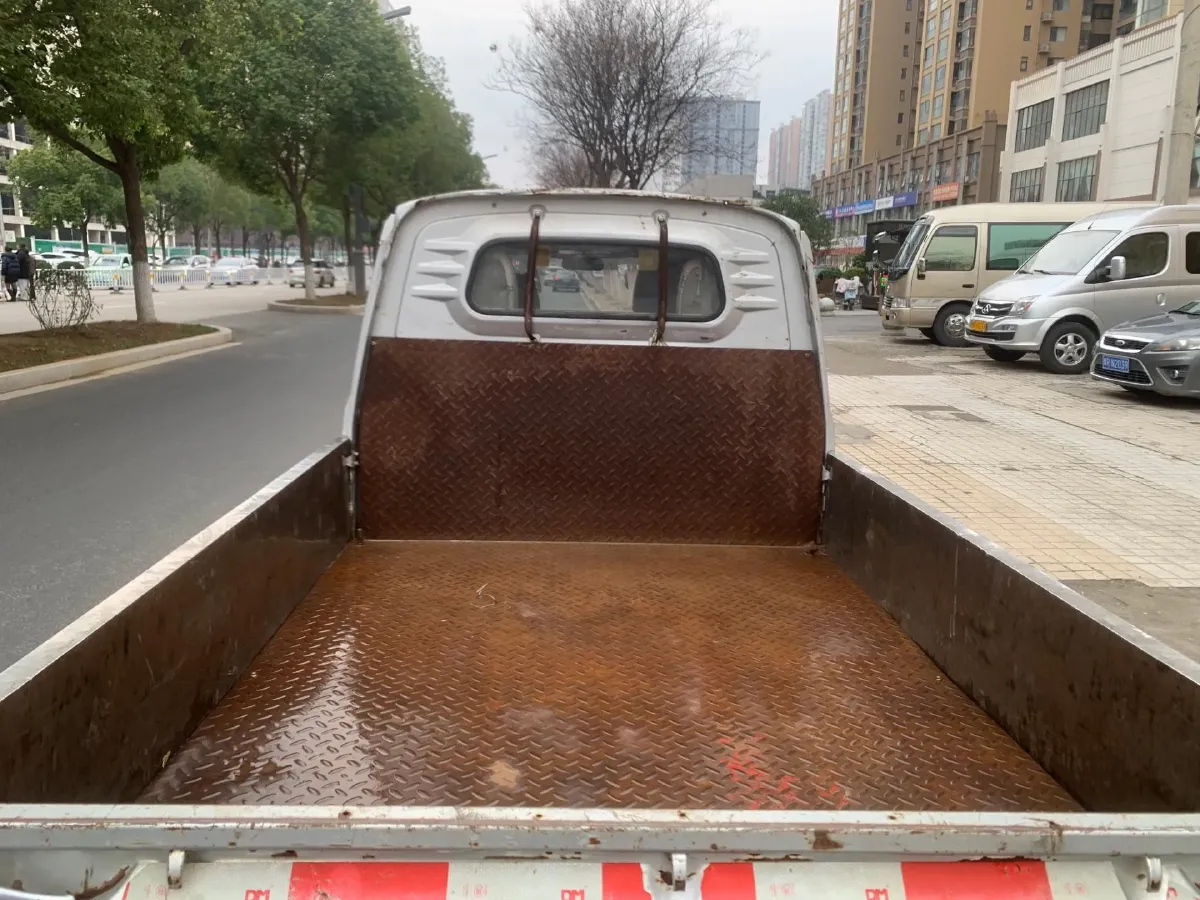 2015 WuLing RongGuang V 1.5L 112HP L4 5MT,autocango,china used car exporter,china ev exporter,chinese used car exporter,chinese used ev exporter