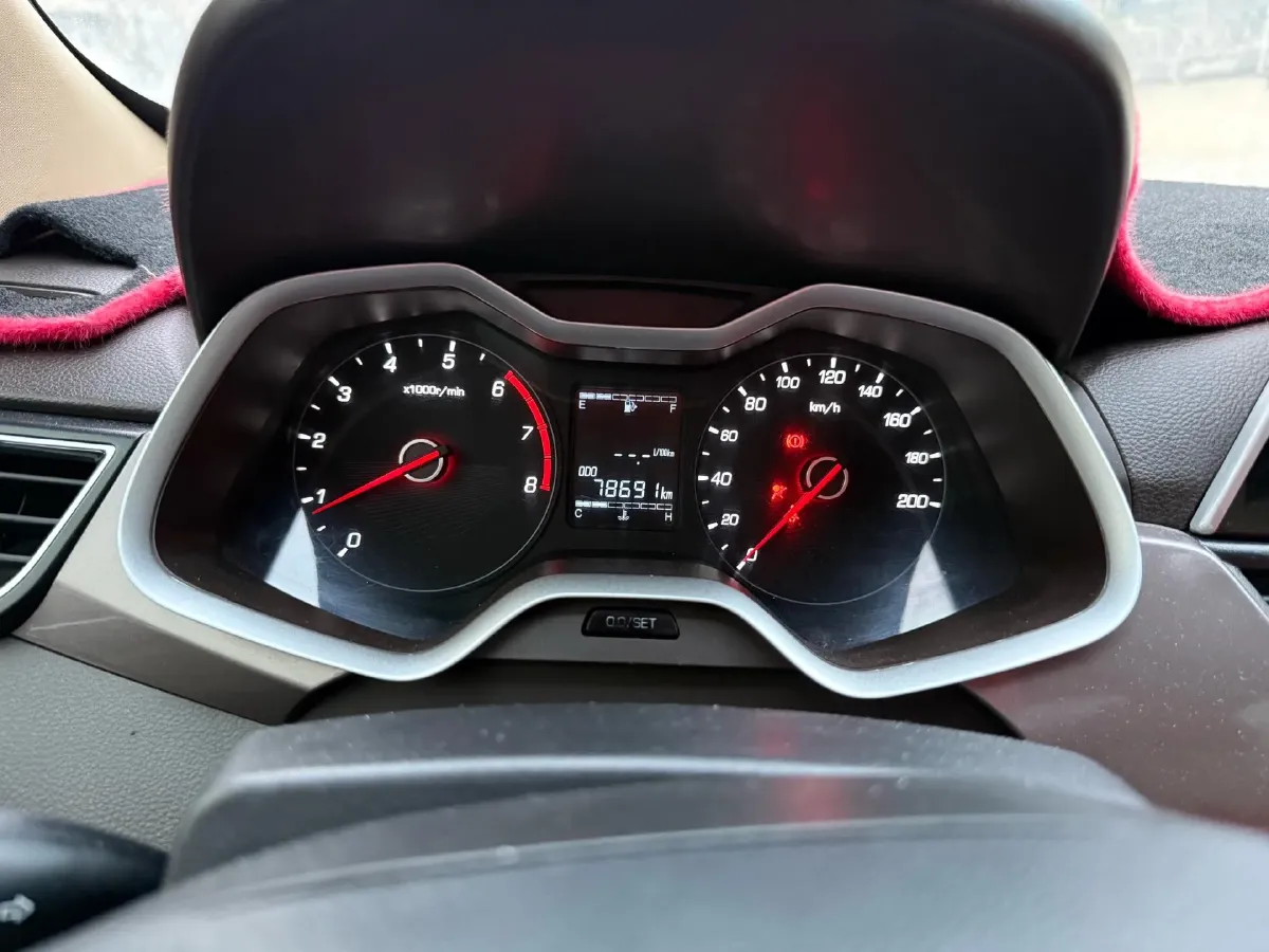 2017 BaoJun 310W 1.5L 112HP L4 6MT,autocango,china used car exporter,china ev exporter,chinese used car exporter,chinese used ev exporter