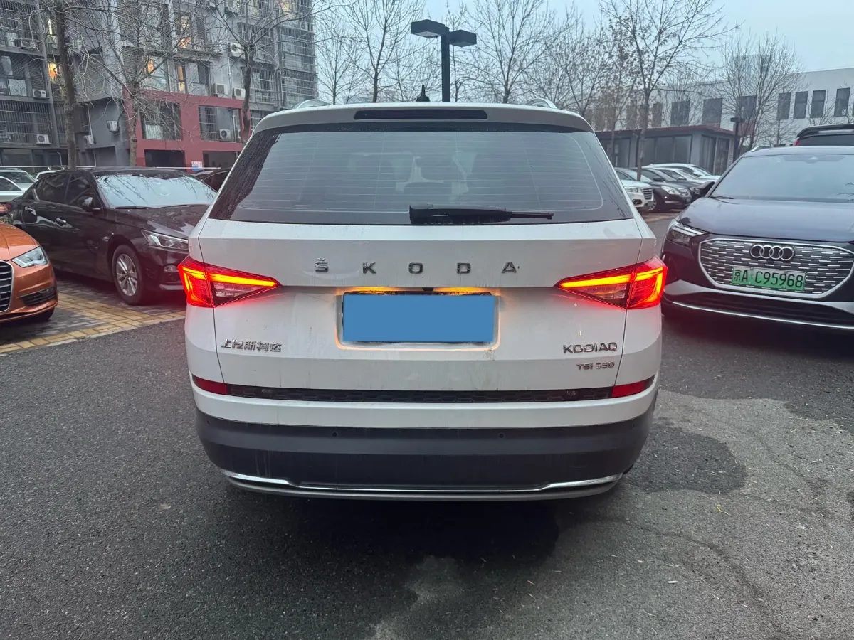 2020 Skoda Kodiak 2.0T 186HP L4 7DCT,autocango,china used car exporter,china ev exporter,chinese used car exporter,chinese used ev exporter