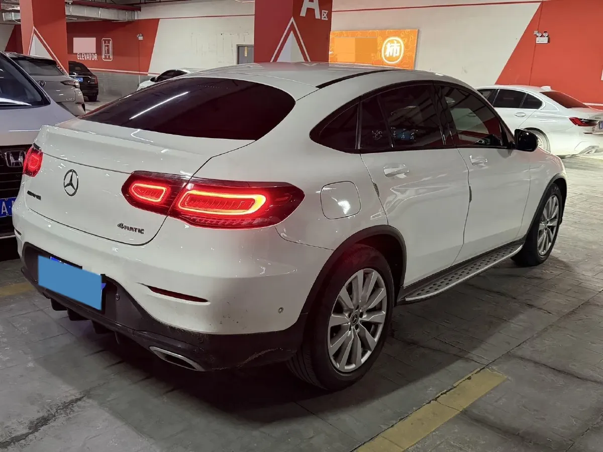 2021 Mercedes-Benz GLC Coupe 2.0T 197HP L4 9AT,autocango,china used car exporter,china ev exporter,chinese used car exporter,chinese used ev exporter